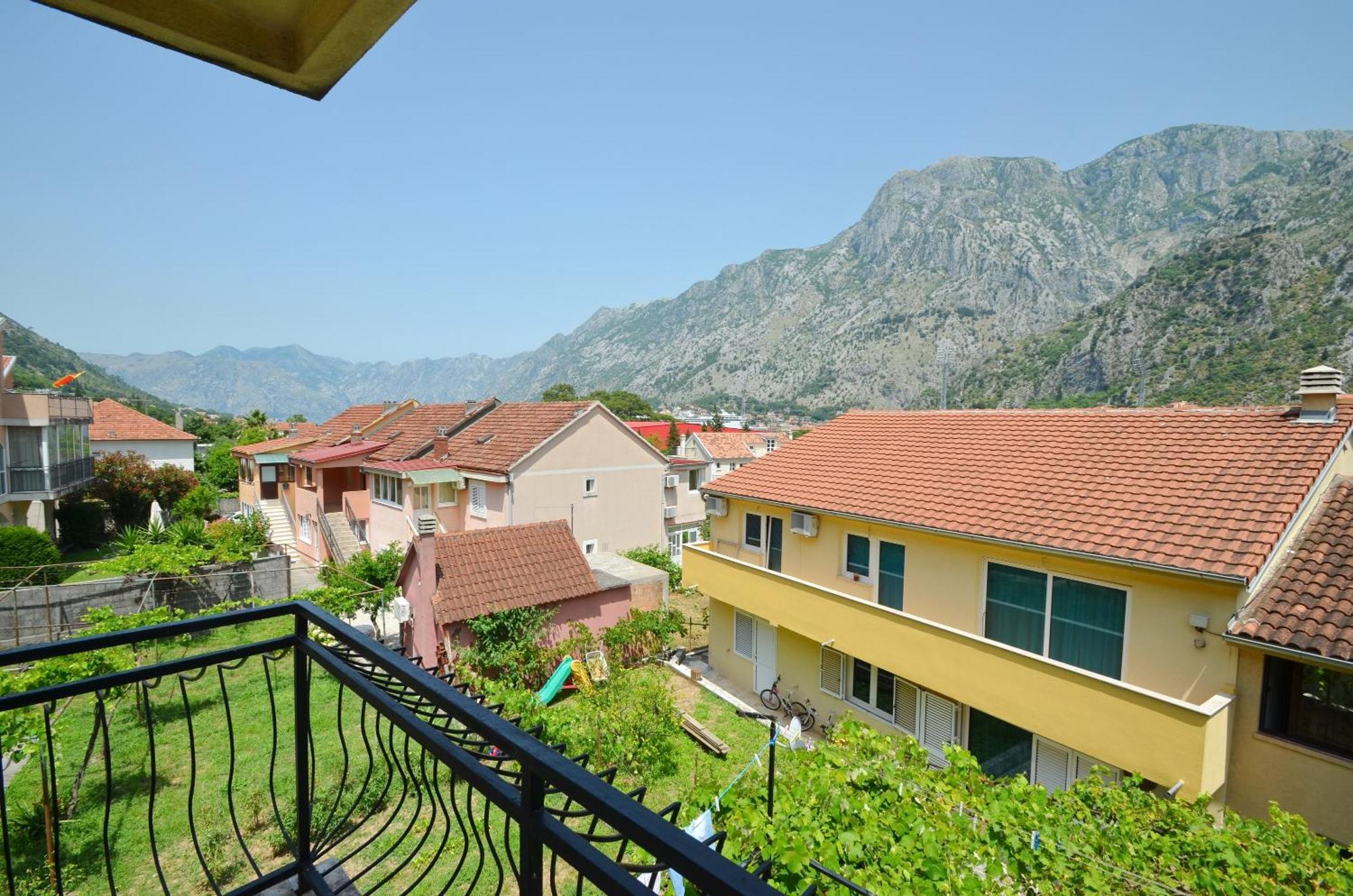 Bugi Apartamento Kotor Exterior foto