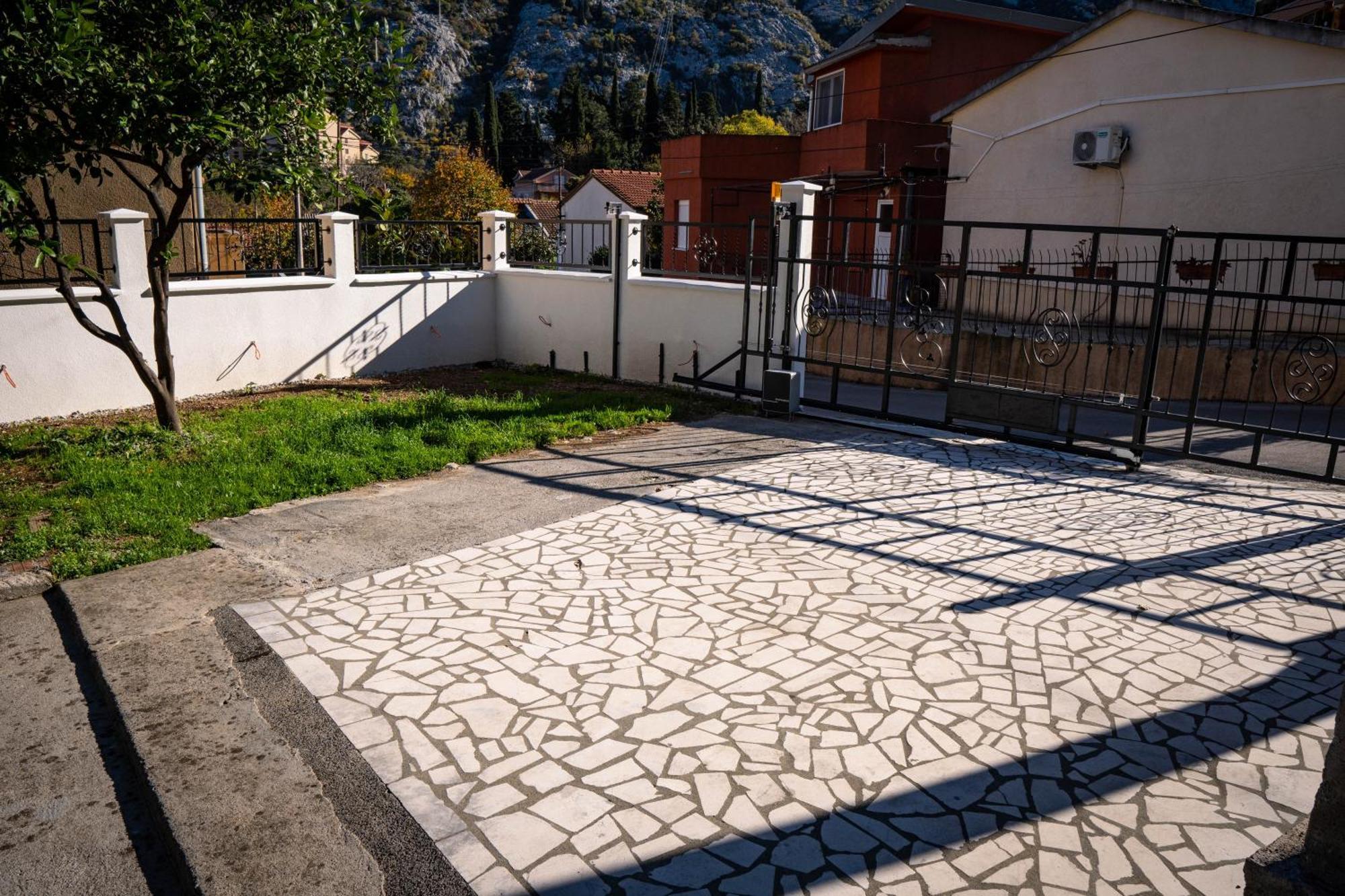 Bugi Apartamento Kotor Exterior foto
